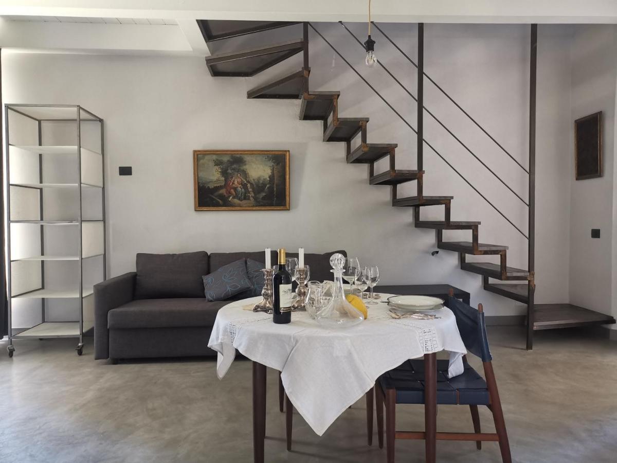 Apartamento Palazzo Geremia - Le Dimore Dell'Antiquario Acireale Exterior foto